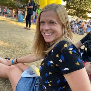 Meet your Posher, Rachel